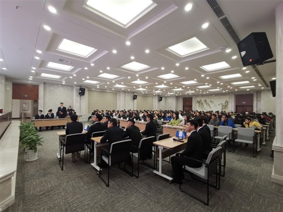 C:\DOCUME~1\ADMINI~1\LOCALS~1\Temp\WeChat Files\0693104b32bb22b64296609cb66ff6b.jpg