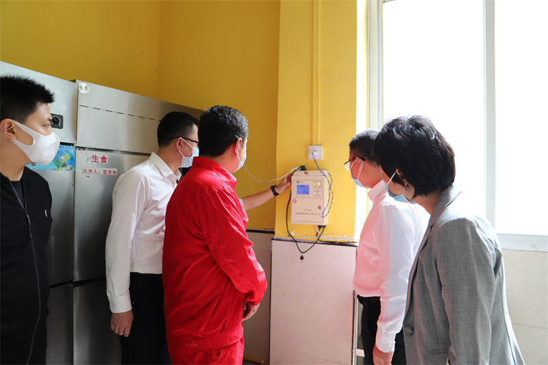 IMG_0931.jpg IMG_0931.jpg