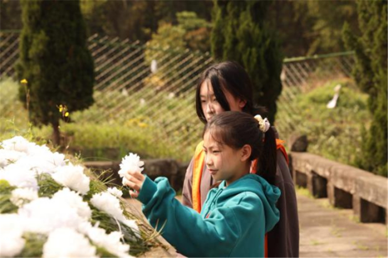 731ef8e56c1b3ef5c149bd17d308e0d_副本.jpg 731ef8e56c1b3ef5c149bd17d308e0d_副本.jpg